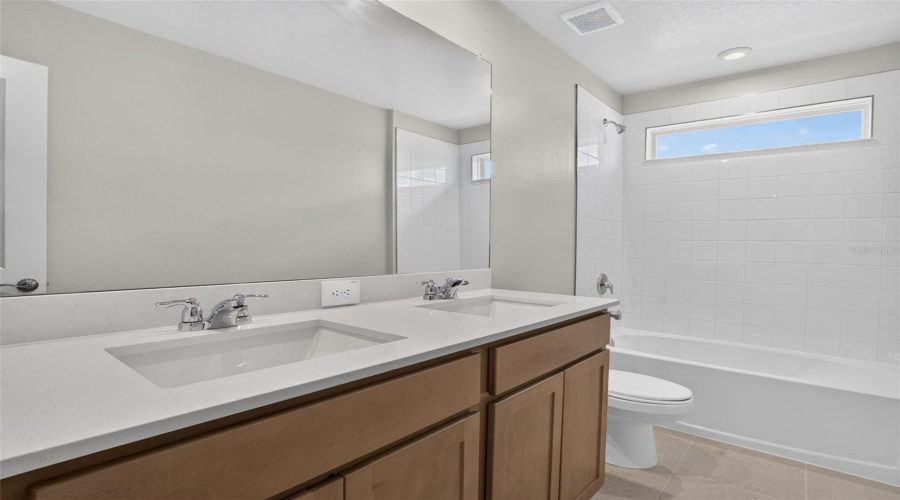Parrish, Florida 34219, 4 Bedroom Bedrooms, ,3 Bathroombathrooms,Residential,For Sale,Sundance,0,Mfrtb8456931