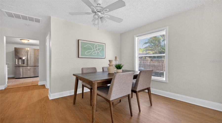 St Petersburg, Florida 33713, 2 Bedroom Bedrooms, ,1 Bathroombathrooms,Residential,For Sale,28Th,0,Mfrtb8488912