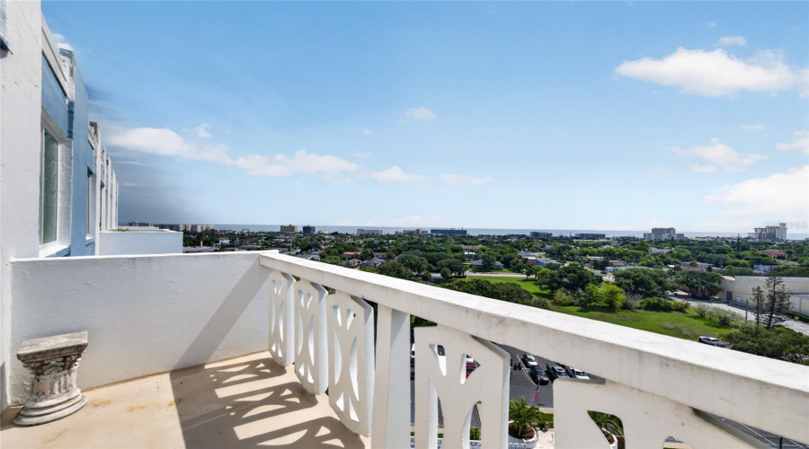 Daytona Beach, Florida 32118, 1 Bedroom Bedrooms, ,1 Bathroombathrooms,Residential,For Sale,Halifax,0,Mfrv4950822