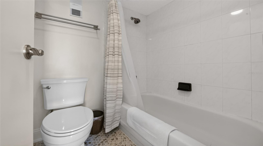 Daytona Beach, Florida 32118, 1 Bedroom Bedrooms, ,1 Bathroombathrooms,Residential,For Sale,Halifax,0,Mfrv4950822