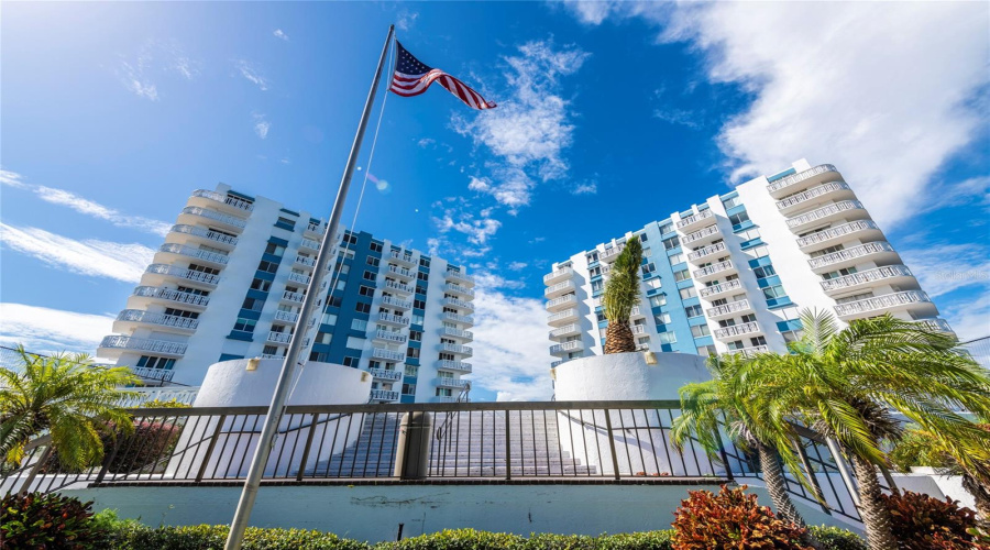 Daytona Beach, Florida 32118, 1 Bedroom Bedrooms, ,1 Bathroombathrooms,Residential,For Sale,Halifax,0,Mfrv4950822