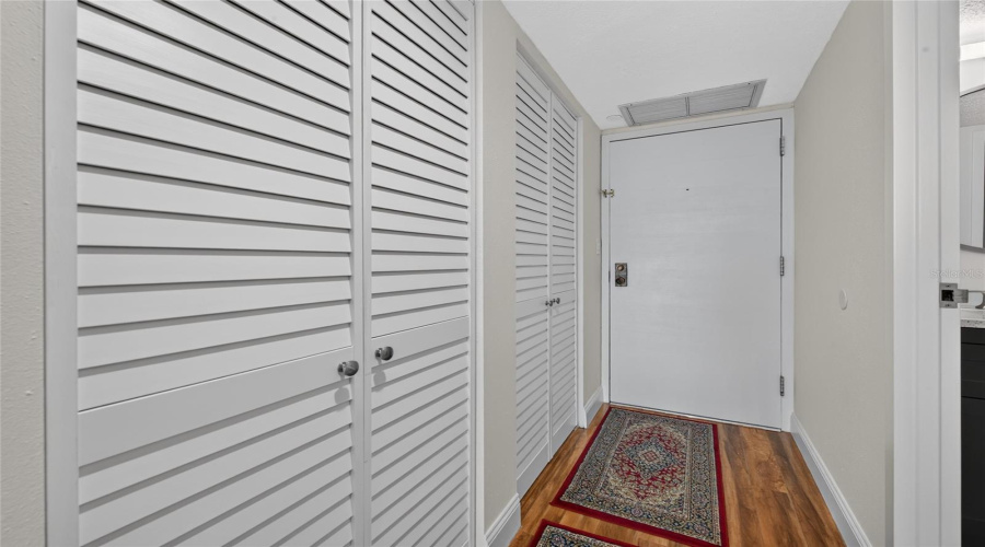 Daytona Beach, Florida 32118, 1 Bedroom Bedrooms, ,1 Bathroombathrooms,Residential,For Sale,Halifax,0,Mfrv4950822