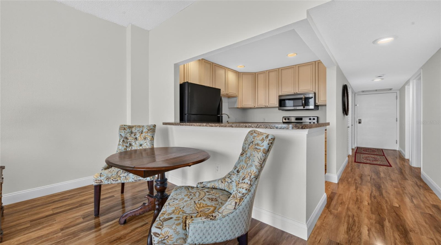 Daytona Beach, Florida 32118, 1 Bedroom Bedrooms, ,1 Bathroombathrooms,Residential,For Sale,Halifax,0,Mfrv4950822