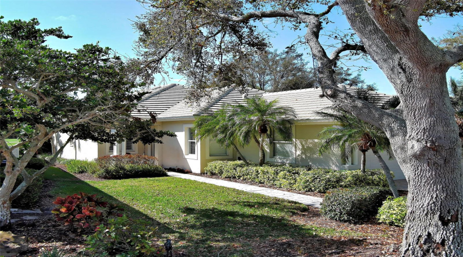 Venice, Florida 34292, 3 Bedroom Bedrooms, ,2 Bathroombathrooms,Residential,For Sale,Lansbrook,0,Mfra4703047
