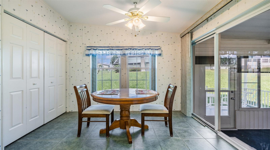 Dinette Space Opens To Sunroom