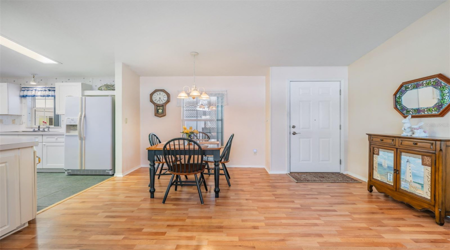Zephyrhills, Florida 33541, 2 Bedroom Bedrooms, ,2 Bathroombathrooms,Residential,For Sale,Neukom,0,Mfrtb8542356