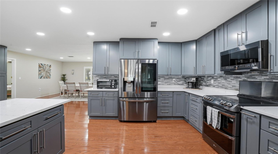 Palm Harbor, Florida 34683, 5 Bedroom Bedrooms, ,3 Bathroombathrooms,Residential,For Sale,Fleeman,0,Mfrtb8486854