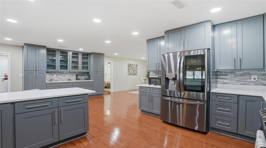 Palm Harbor, Florida 34683, 5 Bedroom Bedrooms, ,3 Bathroombathrooms,Residential,For Sale,Fleeman,0,Mfrtb8486854