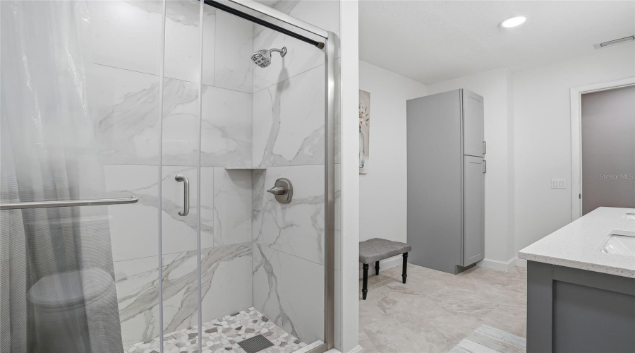 Palm Harbor, Florida 34683, 5 Bedroom Bedrooms, ,3 Bathroombathrooms,Residential,For Sale,Fleeman,0,Mfrtb8486854