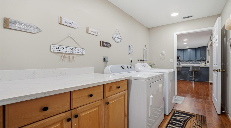 Palm Harbor, Florida 34683, 5 Bedroom Bedrooms, ,3 Bathroombathrooms,Residential,For Sale,Fleeman,0,Mfrtb8486854