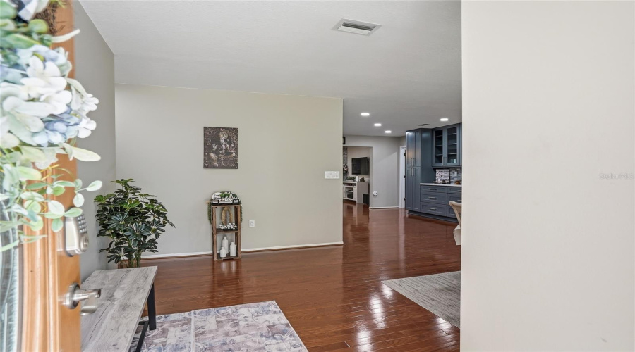 Palm Harbor, Florida 34683, 5 Bedroom Bedrooms, ,3 Bathroombathrooms,Residential,For Sale,Fleeman,0,Mfrtb8486854