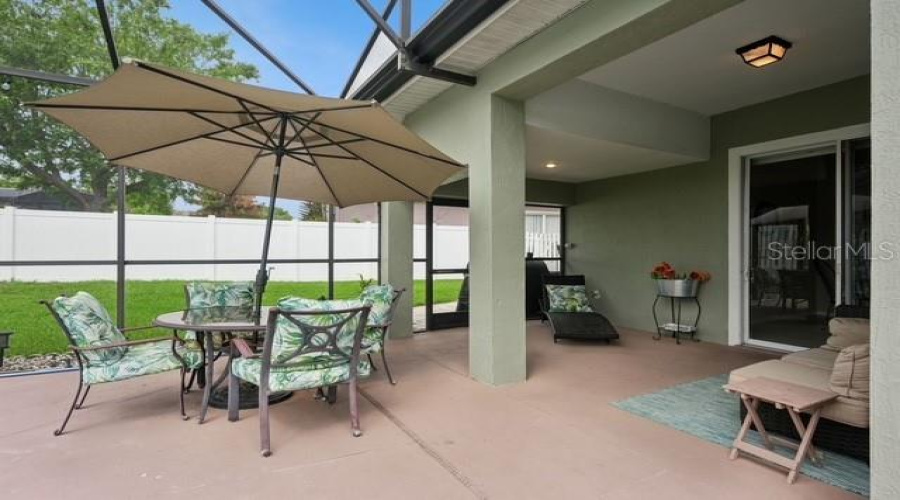 Orlando, Florida 32836, 3 Bedroom Bedrooms, ,2 Bathroombathrooms,Residential,For Sale,Glitter,0,Mfro6349638