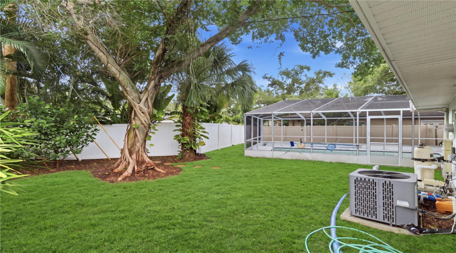 St Petersburg, Florida 33703, 3 Bedroom Bedrooms, ,2 Bathroombathrooms,Residential,For Sale,15Th,0,Mfrtb8541173