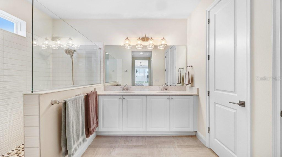 Wesley Chapel, Florida 33543, 4 Bedroom Bedrooms, ,3 Bathroombathrooms,Residential,For Sale,Lajuana,0,Mfrtb8523743