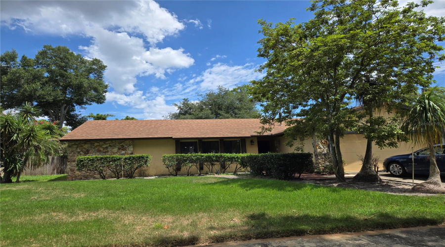 Altamonte Springs, Florida 32714, 4 Bedroom Bedrooms, ,2 Bathroombathrooms,Residential,For Sale,Rill,0,Mfro6435680