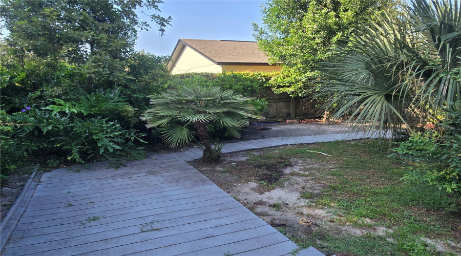 Altamonte Springs, Florida 32714, 4 Bedroom Bedrooms, ,2 Bathroombathrooms,Residential,For Sale,Rill,0,Mfro6435680