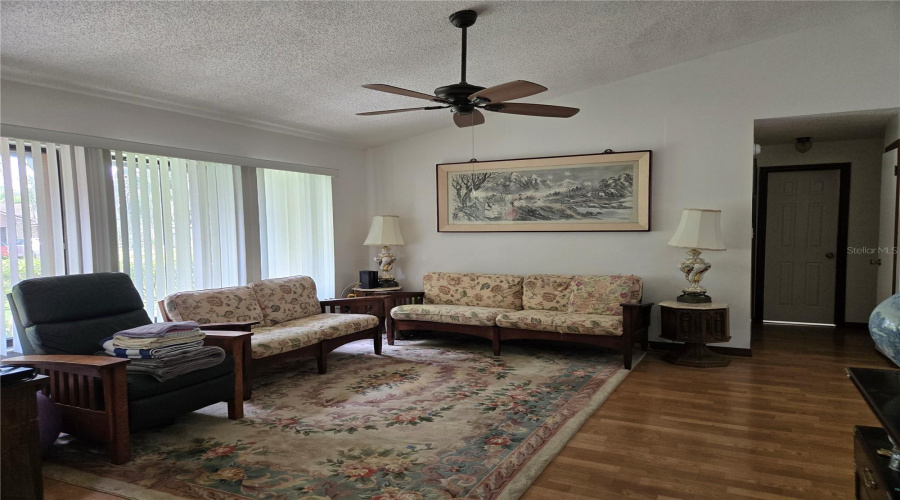 Altamonte Springs, Florida 32714, 4 Bedroom Bedrooms, ,2 Bathroombathrooms,Residential,For Sale,Rill,0,Mfro6435680