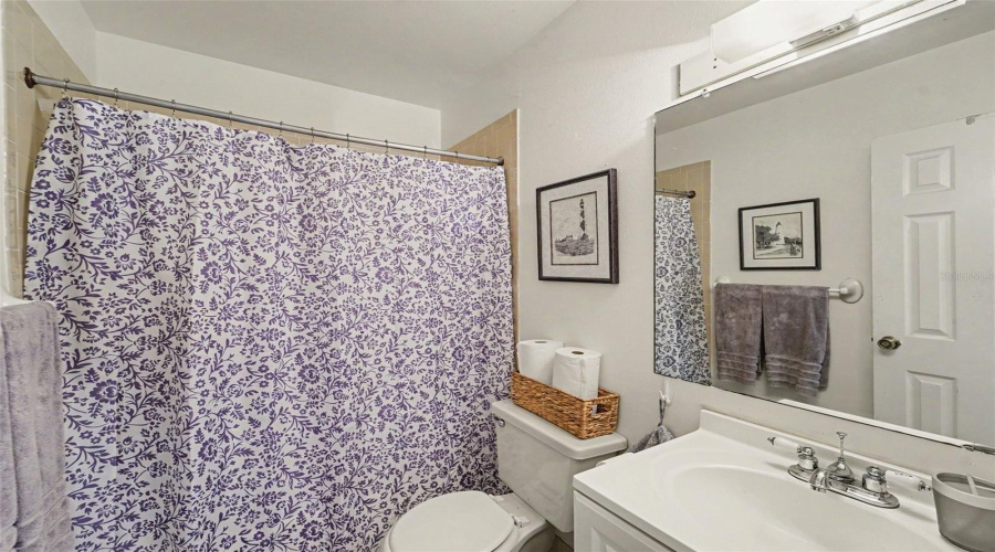 Tarpon Springs, Florida 34689, 2 Bedroom Bedrooms, ,2 Bathroombathrooms,Residential,For Sale,Seascape,0,Mfrtb8541932