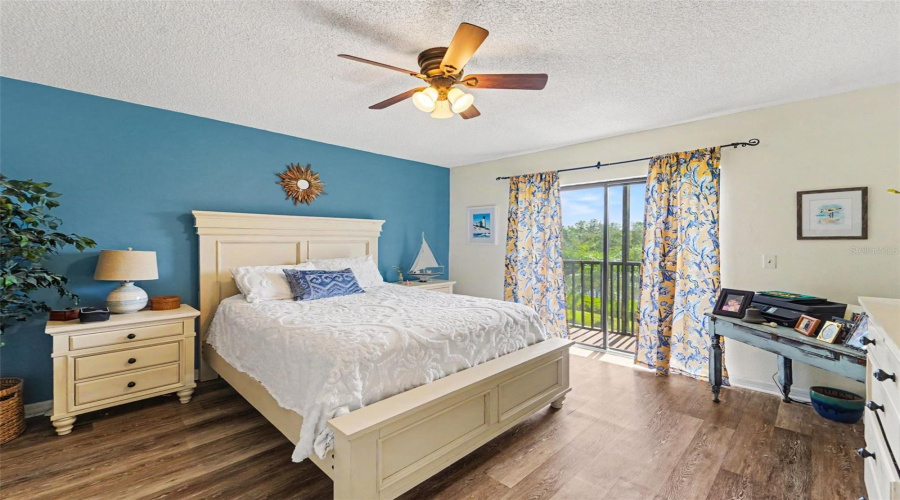 Tarpon Springs, Florida 34689, 2 Bedroom Bedrooms, ,2 Bathroombathrooms,Residential,For Sale,Seascape,0,Mfrtb8541932