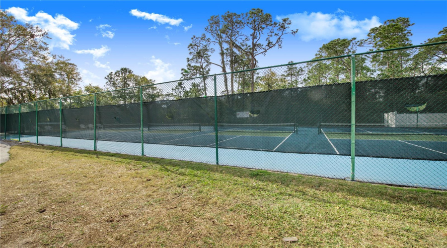 Frostproof, Florida 33843, 2 Bedroom Bedrooms, ,2 Bathroombathrooms,Residential,For Sale,Pine,0,Mfrl4964615