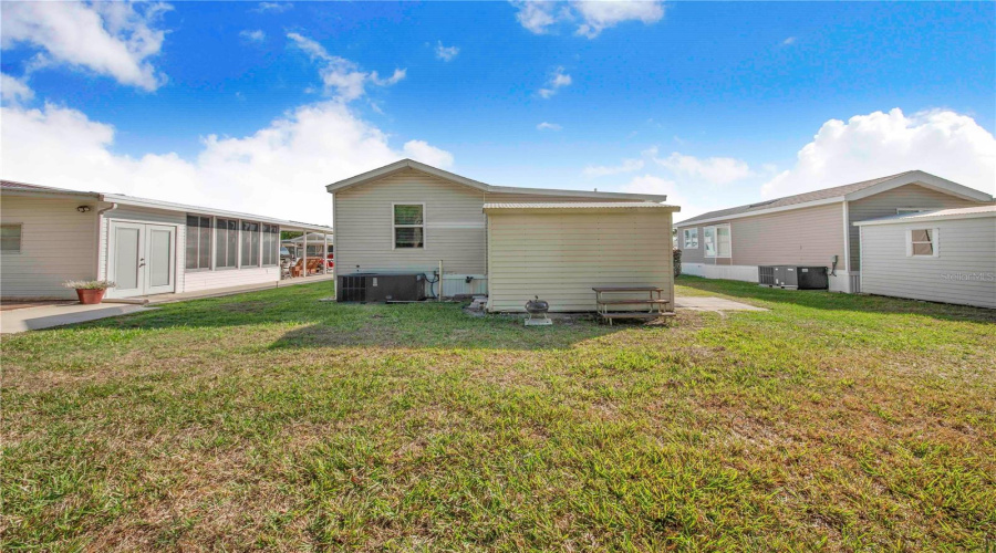 Frostproof, Florida 33843, 2 Bedroom Bedrooms, ,2 Bathroombathrooms,Residential,For Sale,Pine,0,Mfrl4964615