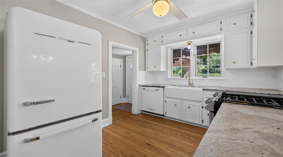 St Petersburg, Florida 33704, 2 Bedroom Bedrooms, ,2 Bathroombathrooms,Residential,For Sale,14Th,0,Mfrtb8534005