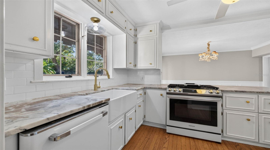 St Petersburg, Florida 33704, 2 Bedroom Bedrooms, ,2 Bathroombathrooms,Residential,For Sale,14Th,0,Mfrtb8534005