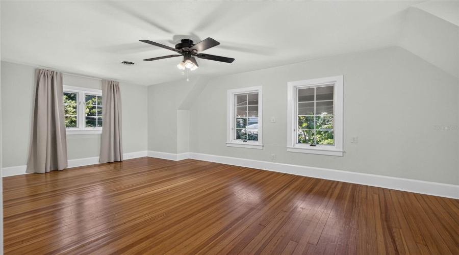 St Petersburg, Florida 33704, 2 Bedroom Bedrooms, ,2 Bathroombathrooms,Residential,For Sale,14Th,0,Mfrtb8534005