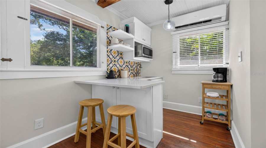 St Petersburg, Florida 33704, 2 Bedroom Bedrooms, ,2 Bathroombathrooms,Residential,For Sale,14Th,0,Mfrtb8534005