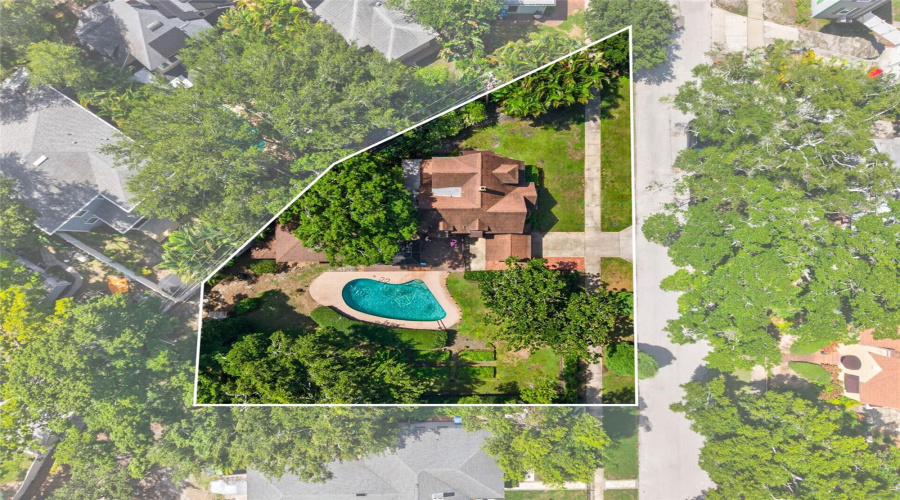 St Petersburg, Florida 33704, 2 Bedroom Bedrooms, ,2 Bathroombathrooms,Residential,For Sale,14Th,0,Mfrtb8534005