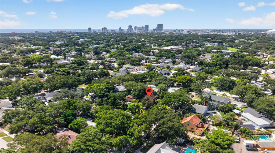 St Petersburg, Florida 33704, 2 Bedroom Bedrooms, ,2 Bathroombathrooms,Residential,For Sale,14Th,0,Mfrtb8534005