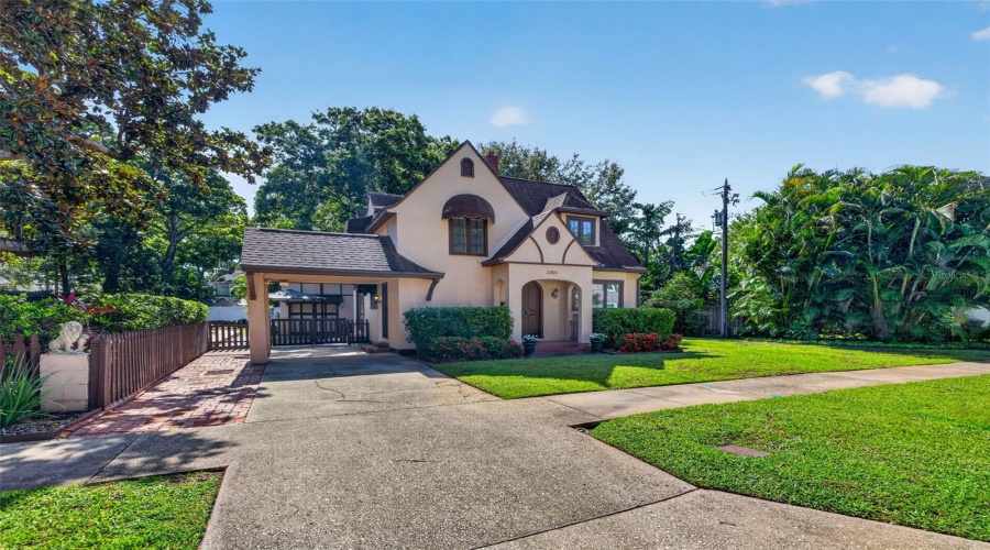 St Petersburg, Florida 33704, 2 Bedroom Bedrooms, ,2 Bathroombathrooms,Residential,For Sale,14Th,0,Mfrtb8534005