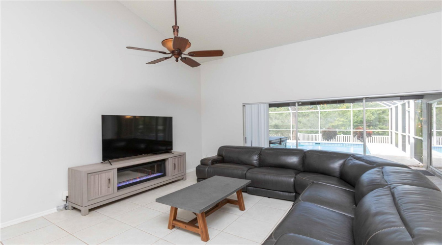 New Port Richey, Florida 34655, 3 Bedroom Bedrooms, ,2 Bathroombathrooms,Residential,For Sale,Forestedge,0,Mfrtb8527621