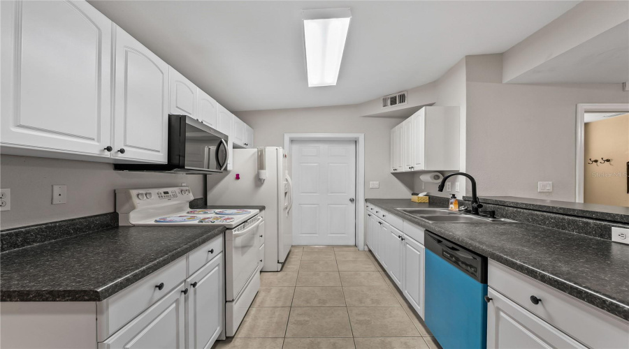 Port Charlotte, Florida 33952, 3 Bedroom Bedrooms, ,2 Bathroombathrooms,Residential,For Sale,Normandy,0,Mfrc7526728