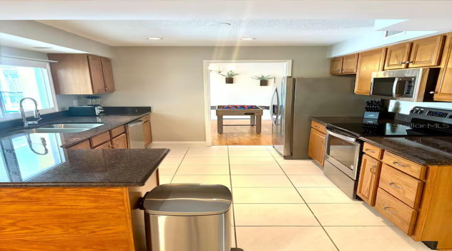 Clearwater, Florida 33759, 4 Bedroom Bedrooms, ,3 Bathroombathrooms,Residential,For Sale,Kapok Kove,0,Mfrtb8505002