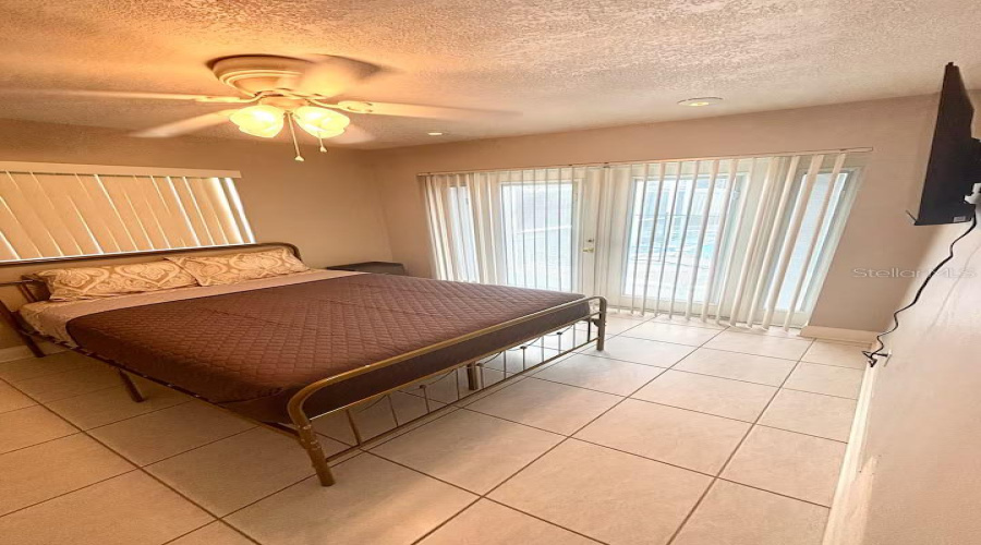 Clearwater, Florida 33759, 4 Bedroom Bedrooms, ,3 Bathroombathrooms,Residential,For Sale,Kapok Kove,0,Mfrtb8505002
