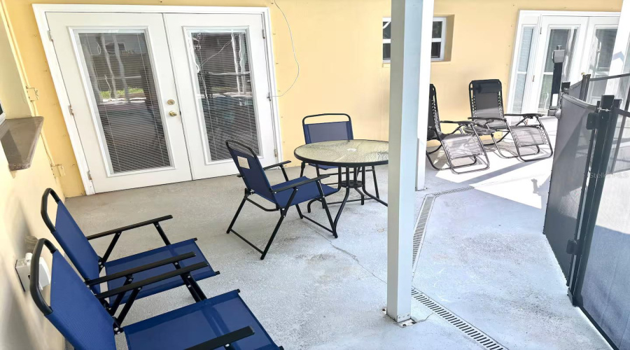 Clearwater, Florida 33759, 4 Bedroom Bedrooms, ,3 Bathroombathrooms,Residential,For Sale,Kapok Kove,0,Mfrtb8505002