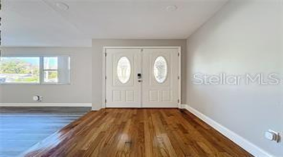 Clearwater, Florida 33759, 4 Bedroom Bedrooms, ,3 Bathroombathrooms,Residential,For Sale,Kapok Kove,0,Mfrtb8505002