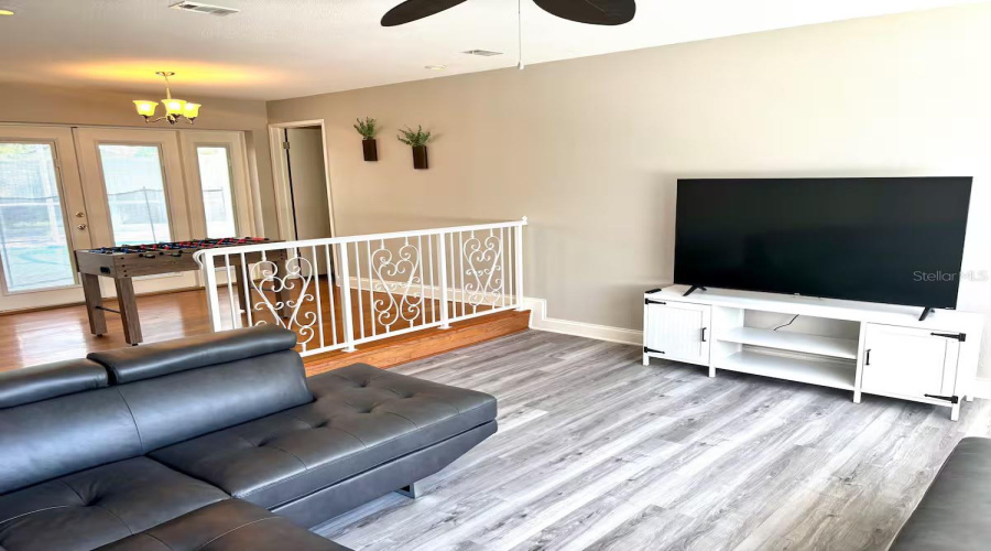 Clearwater, Florida 33759, 4 Bedroom Bedrooms, ,3 Bathroombathrooms,Residential,For Sale,Kapok Kove,0,Mfrtb8505002