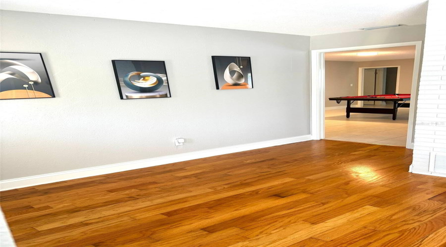 Clearwater, Florida 33759, 4 Bedroom Bedrooms, ,3 Bathroombathrooms,Residential,For Sale,Kapok Kove,0,Mfrtb8505002
