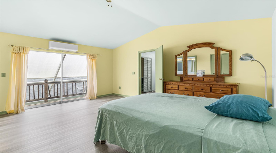 Fort Myers, Florida 33919, 3 Bedroom Bedrooms, ,2 Bathroombathrooms,Residential,For Sale,Markham,0,Mfrc7529340