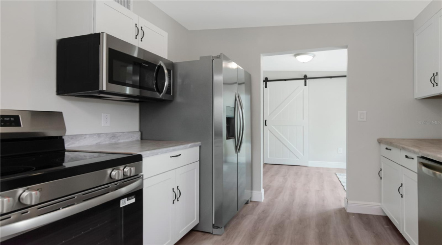 Tampa, Florida 33612, 3 Bedroom Bedrooms, ,2 Bathroombathrooms,Residential,For Sale,109Th,0,Mfrtb8515310