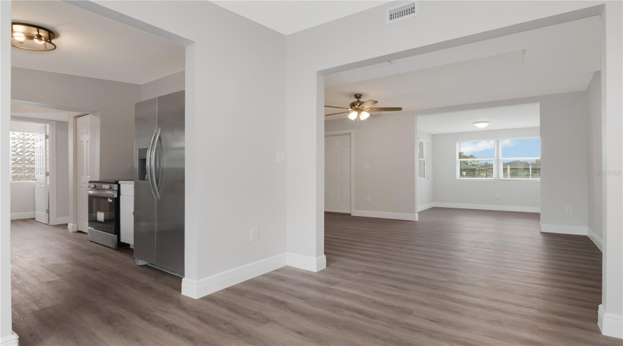 Tampa, Florida 33612, 3 Bedroom Bedrooms, ,2 Bathroombathrooms,Residential,For Sale,109Th,0,Mfrtb8515310