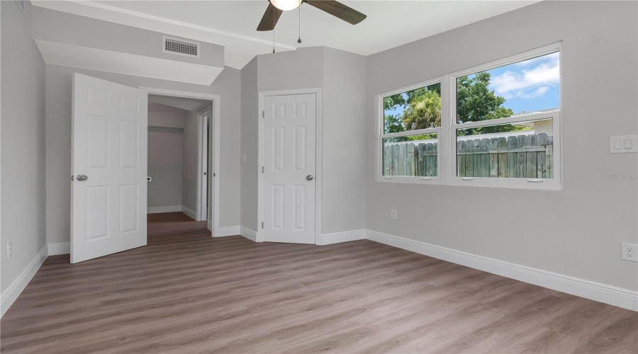 Tampa, Florida 33612, 3 Bedroom Bedrooms, ,2 Bathroombathrooms,Residential,For Sale,109Th,0,Mfrtb8515310