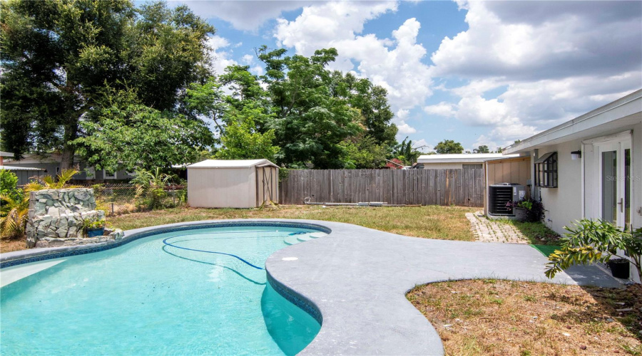 Tampa, Florida 33612, 3 Bedroom Bedrooms, ,2 Bathroombathrooms,Residential,For Sale,109Th,0,Mfrtb8515310