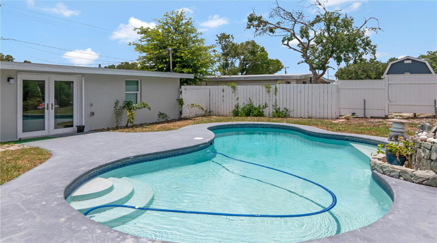 Tampa, Florida 33612, 3 Bedroom Bedrooms, ,2 Bathroombathrooms,Residential,For Sale,109Th,0,Mfrtb8515310