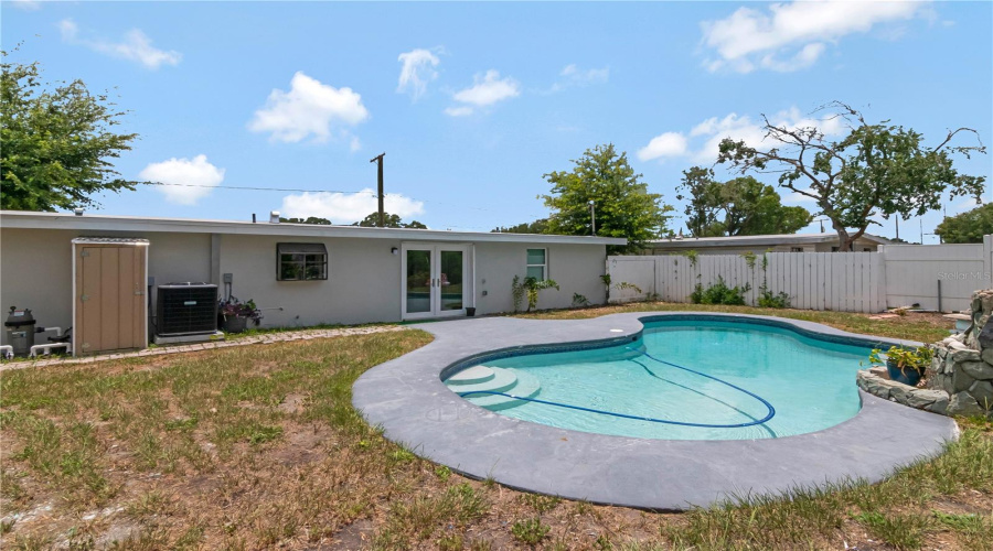 Tampa, Florida 33612, 3 Bedroom Bedrooms, ,2 Bathroombathrooms,Residential,For Sale,109Th,0,Mfrtb8515310