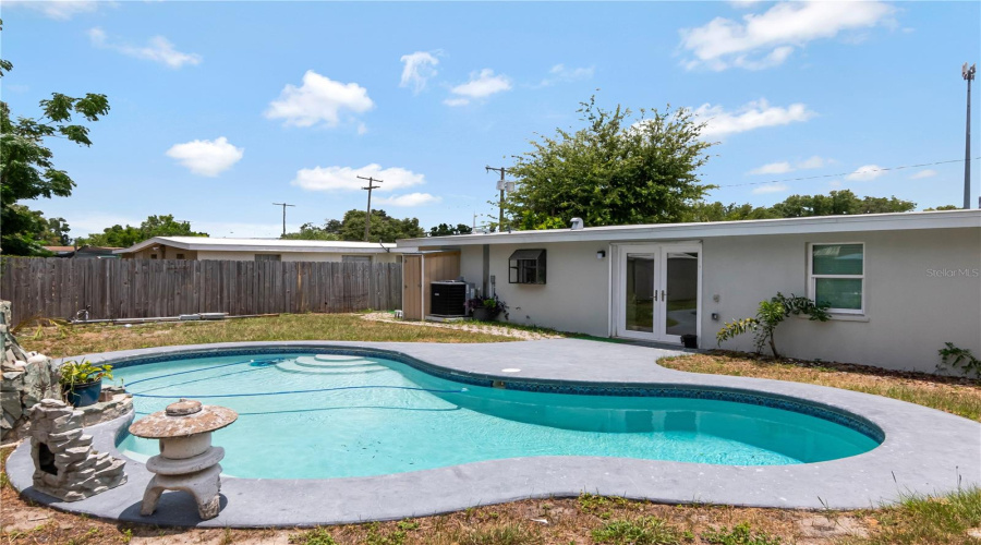 Tampa, Florida 33612, 3 Bedroom Bedrooms, ,2 Bathroombathrooms,Residential,For Sale,109Th,0,Mfrtb8515310