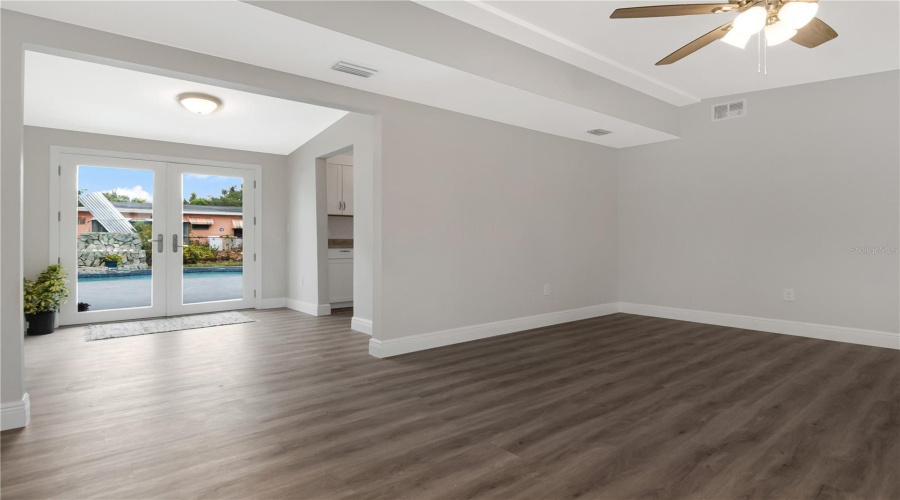Tampa, Florida 33612, 3 Bedroom Bedrooms, ,2 Bathroombathrooms,Residential,For Sale,109Th,0,Mfrtb8515310