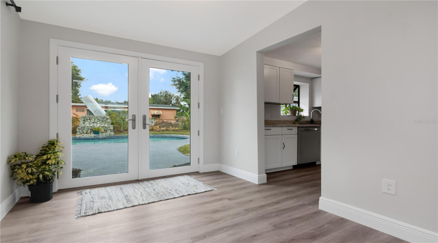 Tampa, Florida 33612, 3 Bedroom Bedrooms, ,2 Bathroombathrooms,Residential,For Sale,109Th,0,Mfrtb8515310